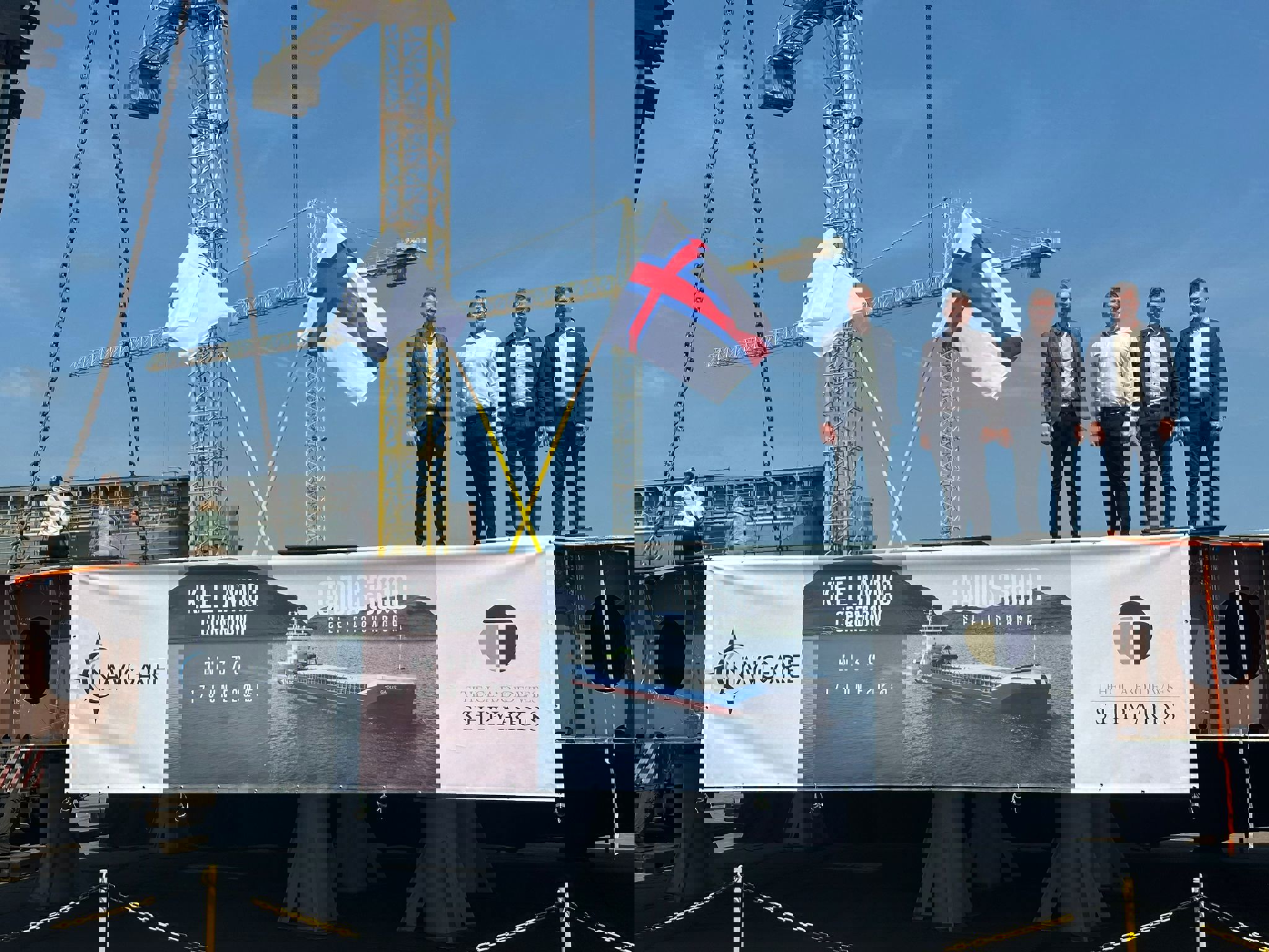 Keel Laying Hav Fles