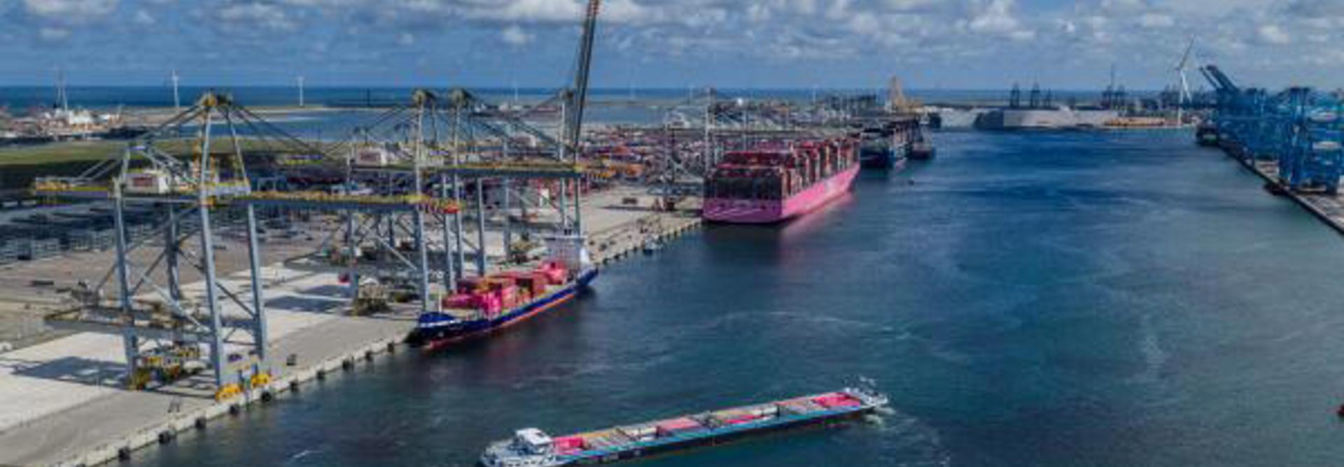 Port Of3 (2)