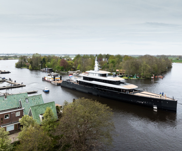 Feadship 826 Launch 11