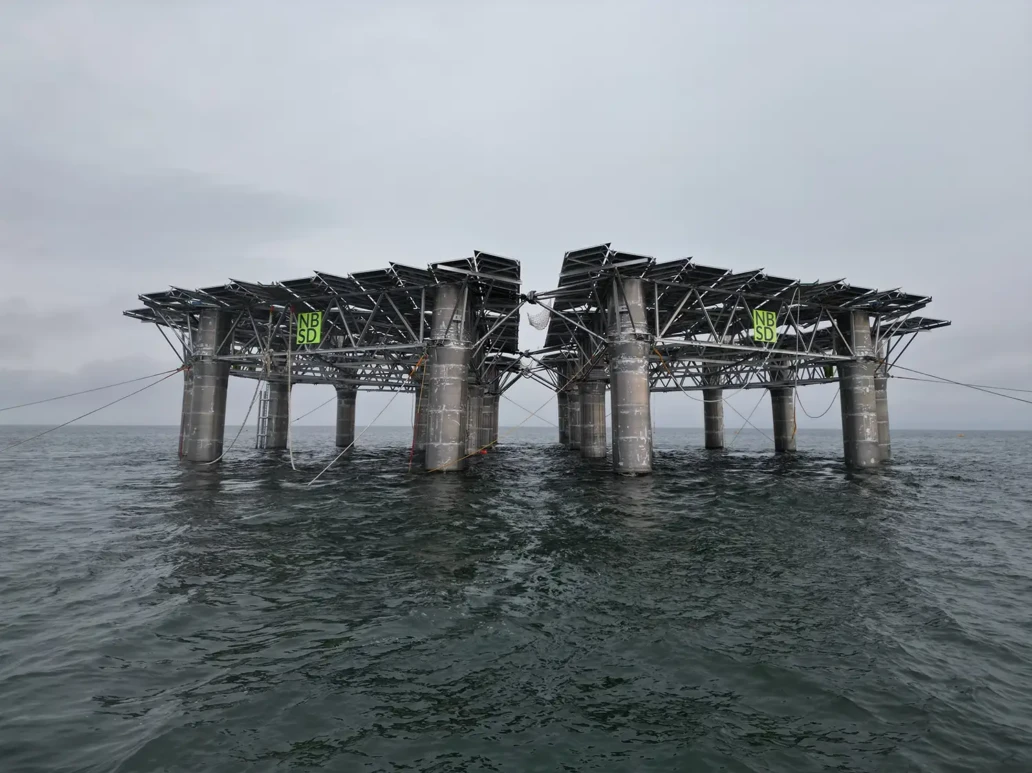 Solarduck Towout Aerial Merganser 041 Uai 1032X773