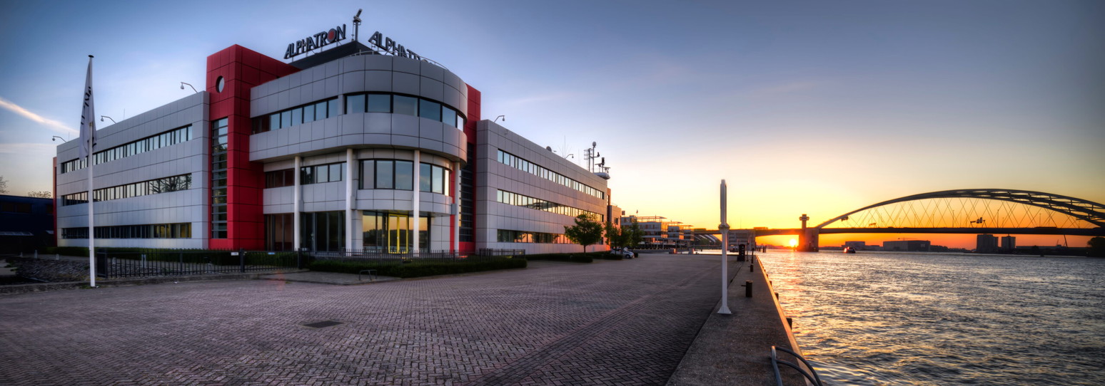 Crop Alphatron Sunrise